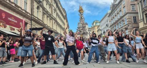 [Veranstaltung] „K-Pop Random Play Dance“ am Graben